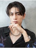 シャドウパーマコンマヘアナチュラルセンターパートツーブロック