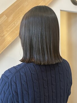 レリコ ニド(Relico-nid) 髪質改善20代30代40代大人可愛い外ハネボブ
