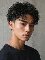 ディスイズバーバー(THIS IS BARBER)&nbsp;スパイラルパーマ フェードカット ツーブロック センターパート