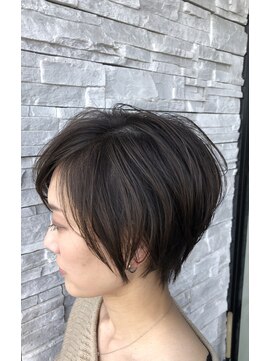 アールトゥーヘアー(art To Hair) エアリーショート
