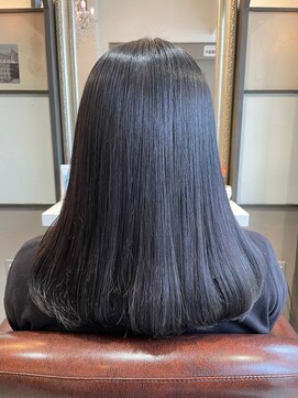 アベリーニューヨーク(Avery NEWYORK) ダークグレージュ{ハイライト/ケアブリーチ/インナカラー]