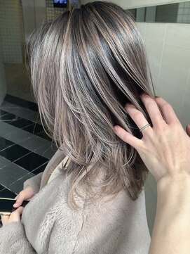 グロウ 上野御徒町(grow) エアリーミディ/ホワイトアッシュ/小顔/ボブルフ[上野/御徒町］