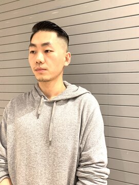 プロ バーバーショップ(PRO BARBER SHOP) サイドパート