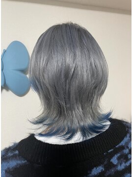 ヨンセンチメートル 横川店(4cm) シルバー×ブルー