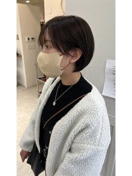 ヘアデザイン ソラ(Sola) 丸みショートボブ×顔まわりレイヤー×黒髪暗髪