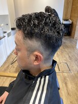 アメラボ 平針店(AmeLab)&nbsp;震災狩り/ナチュラルパーマ/イケオジ/フェードカット