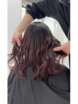 アライブ ハラジュク(ALIVE harajuku) 今流行りの海外風バレイヤージュ