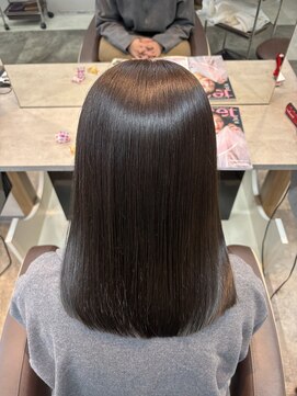 クオン(kuon) 染めるたび、綺麗に。ダメージレスの極上カラー。