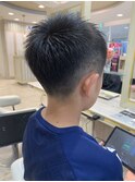 スポーツ男子サイドすっきり！ツーブロ風ベリーショートで爽快に
