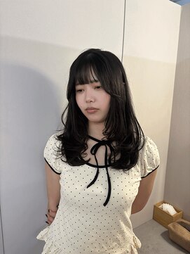 リル(re'll) 《花屋併設》レイヤーカット ［酸性ストレート/ヘアセット］