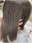 透明感オリーブベージュカラー