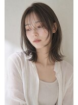 ラウムトウキョウ(RAUM TOKYO)&nbsp;顔まわりレイヤー×オリーブグレージュ
