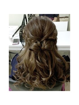 ヘアーアンドメイク トミー(Hair&Make Tommy) ライブ用ヘアセット