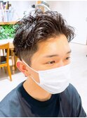 アップバングマッシュ