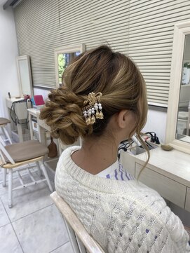 リサ 恵比寿(risa.) シニヨン