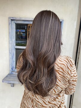 エイミーバイアフロート(amie  by afloat) アッシュベージュカラー◎