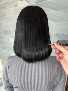 ジル アンク(Jill ankh) 《Jillankh 姫路駅前》アッシュブラウン　赤み消し　艶髪カラー