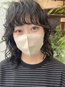 アンジェリカ(Angelica) 黒髪ハードパーマ