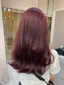 シグマラテ(SIGMA LATTE) この春はピンクより赤が流行り♪