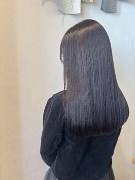 ゼン ネオ(Zen Neo) ツヤ髪スタイル