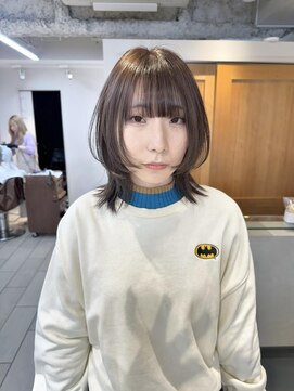 テトラ バイ ネオリーブ 横浜西口店(tetra by neolive) ウルフカット グレージュ ハイライト ブリーチ 横浜