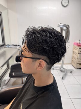 アイズ 海老名(AIZU) ラルフカール　極道パーマ　ニュアンスパーマ　フェードカット