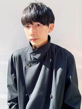 ファルベ(Farbe) スパイキーショートブルーブラックフェザーパーマサーフカール