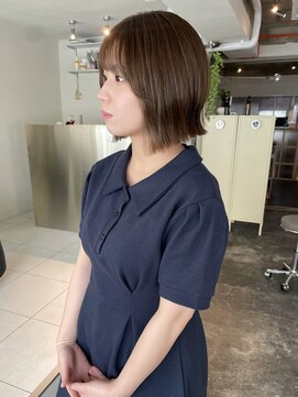 スゴス(sugosu) 切りっぱなしボブ