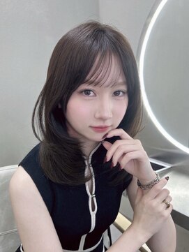 ベル 新宿店(Vel) 前髪ありワンカールミディアムレイヤー/暗髪/秋冬/20代30代/40代