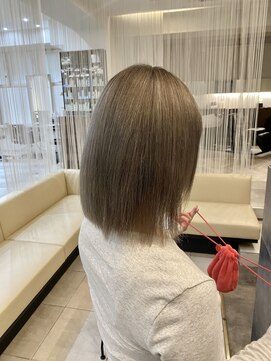 ジゼル 小倉(GiseL) ミルクティーベージュ かじ