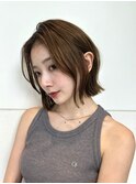 小顔くびれぷつっとボブベージュカラー前髪長め