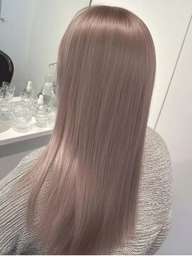 ミルクティー/ブリーチカラー/ウルフカット/レイヤーカット