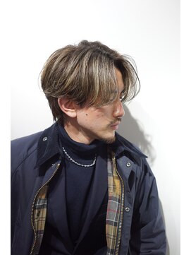 リップスヘアー 銀座(LIPPS hair) センターパート　毛流れパーマ　ハイライト