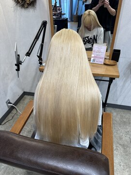 ルナバイルヴェール(LUNA by LeVert) ブリーチ毛×縮毛矯正