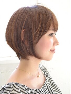 シータ(sheta) 【sheta/三畑賢人】30.40.50代◎大人前下がりショートボブ 青山