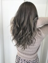 ヘアーデザイン シュシュ(hair design Chou Chou by Yone)&nbsp;外国人風ハイライトアッシュベージュ♪