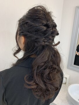 美容室 フラウ 横江店 結婚式ヘアセットローポニー☆