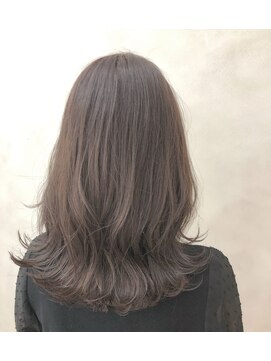 ユーフォリア 銀座(Euphoria) イルミナカラーで大人かわいいシースルーグレージュ担当中間