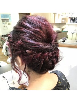 ヘアーブティック バグース(HAIR BUTIQUE Bagus) ロープ編みアップ