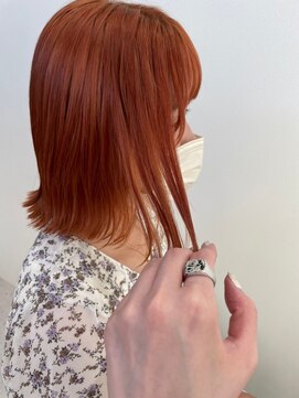 ヒビヲ(HIBIO) ダブルカラーピンクベージュピンクカラーケアブリーチミニボブ