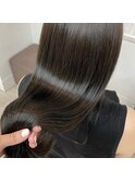 濡れ髪　切りっぱなし　くすみピンク　セミウェットウェーブ