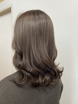 ディーボーイ 下通本店(D-BOY) オリーブグレージュ/ハイライトカラー/ブリーチハイライト