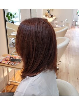 イムア(imua) ミディアム全体/トリートメント/ベージュブラウン