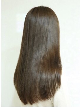 ルルディ バイ アフロディーテ銀座(luludi by APHRODITE) 黒髪/グレーベージュ/レイヤーロング/前髪パーマ/銀座