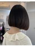 大人可愛い30代40代50代黒髪前下がりショートボブ丸みショート◎