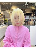 ブロンド　ボブ