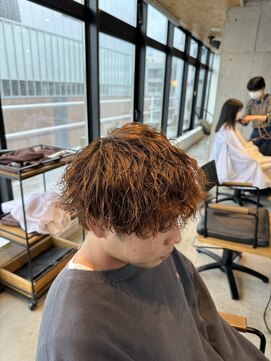 リムレス(LIMLESS) 10代20代30代波巻きスパイラルパーマ