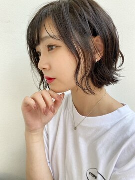 ヴィヴカウンター(VIVE counter) 透け感のあるワンカールくびれボブ