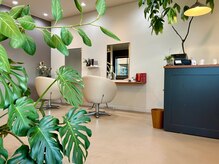 サロンドフォイユ(salon de Feuilles)