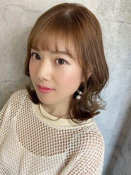 アイリス(AIRIS) 外ハネレイヤーボブ